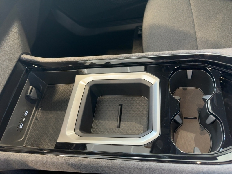 Fahrzeugabbildung Austral Evolution Mild Hybrid 160 Automatik Bild 16 von 16