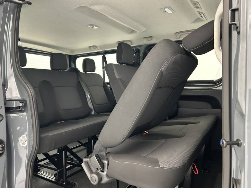 Renault Trafic Combi