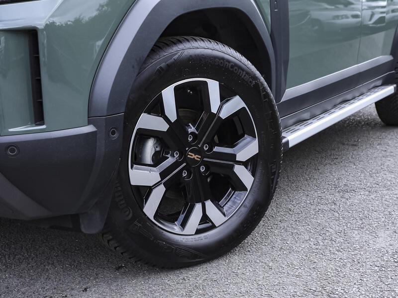 Fahrzeugabbildung Duster SHZ 360° KAMERA Bild 7 von 15