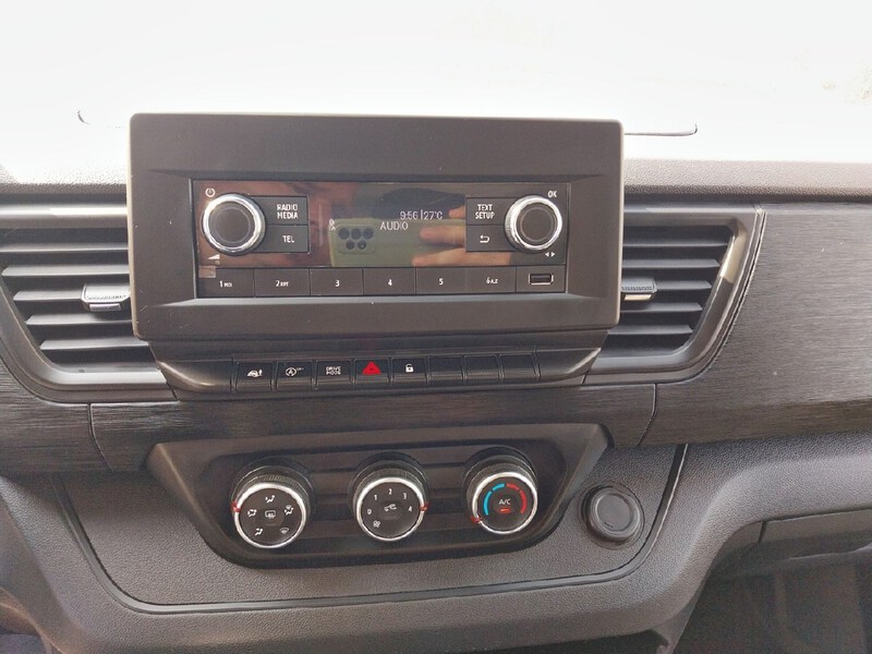 Renault Trafic Furgón