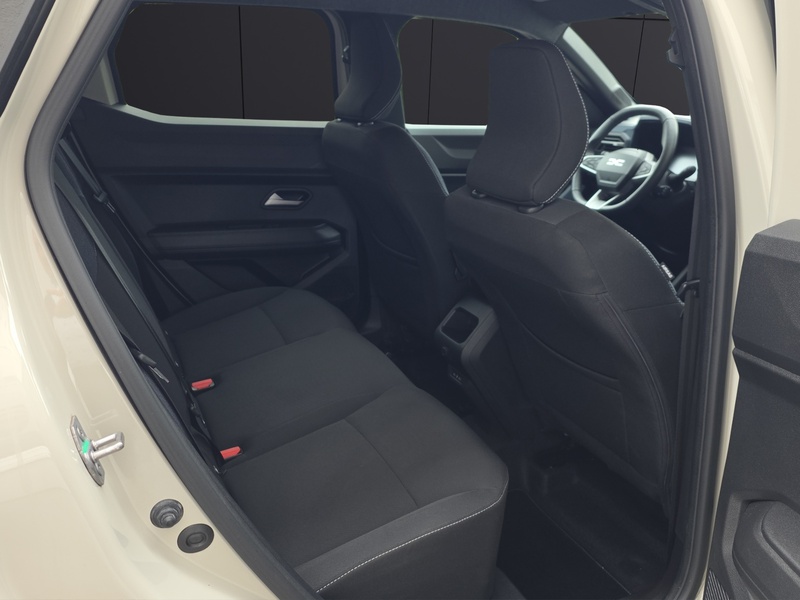 Fahrzeugabbildung Duster Navi Sitzheizung Rückfahrkamera Automatik Bild 7 von 15