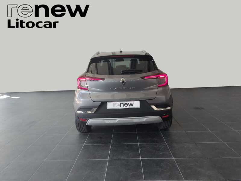 RENAULT Captur Techno — photo 4