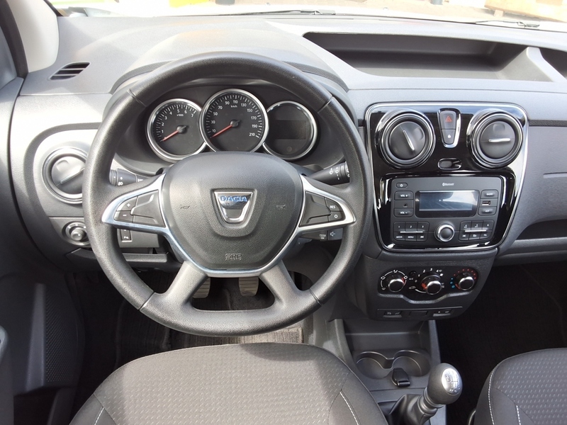 Fahrzeugabbildung Dokker VP Comfort 1.5 Blue dCi 95 Bild 3 von 10