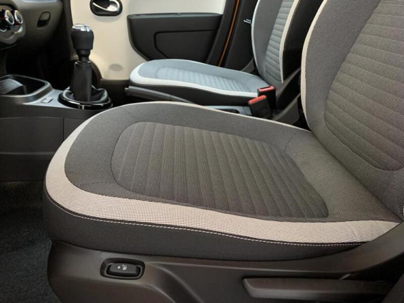 Fahrzeugabbildung Twingo Zen SCe 65 Start & Stop Bild 14 von 15
