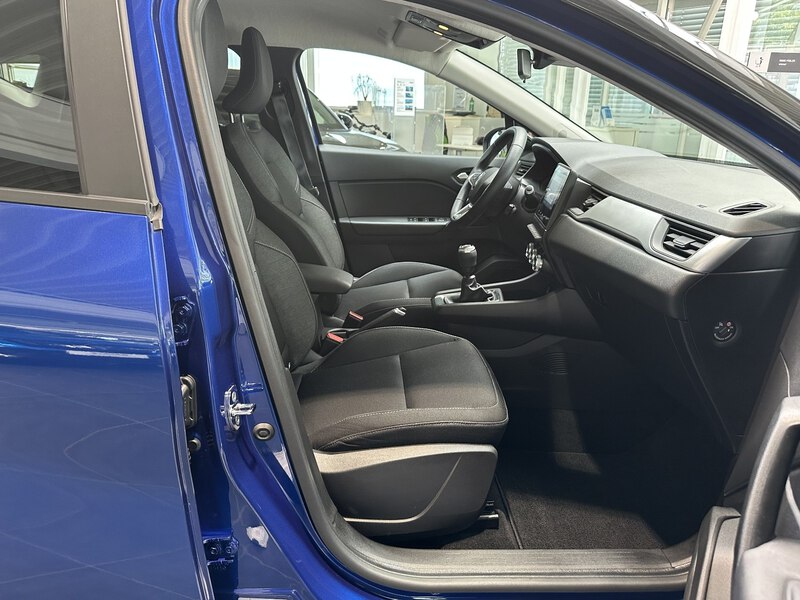 Fahrzeugabbildung Captur EXPERIENCE TCe 90 Bild 9 von 50