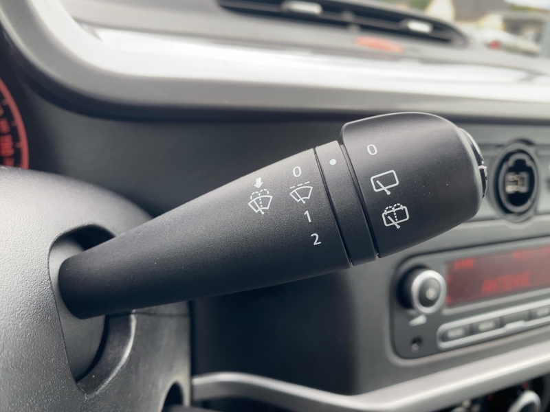 Fahrzeugabbildung Twingo ZEN SCe 65 Start & Stop Bild 18 von 21