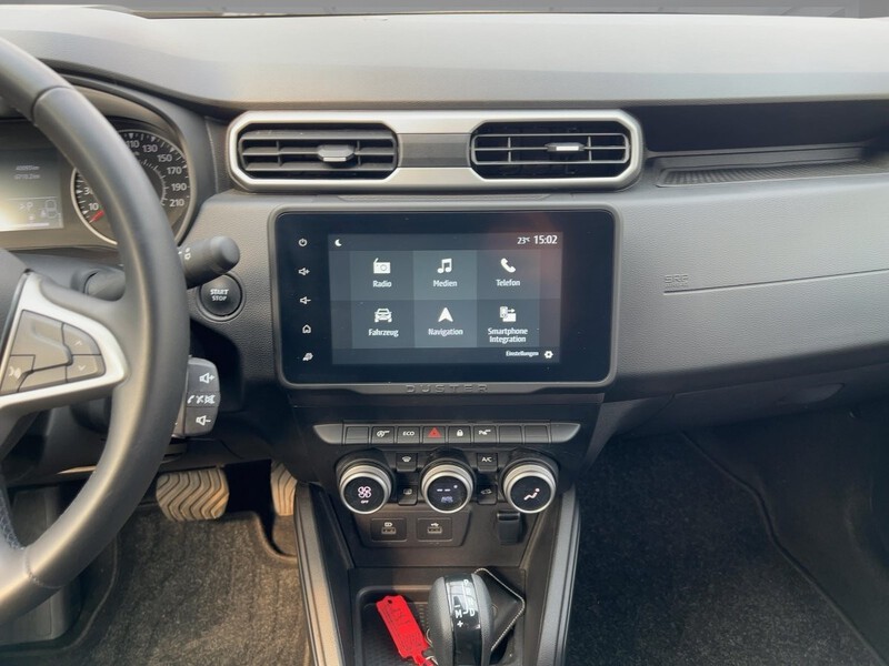 Fahrzeugabbildung Duster SHZ Rückfahrkamera PDC Bild 12 von 23