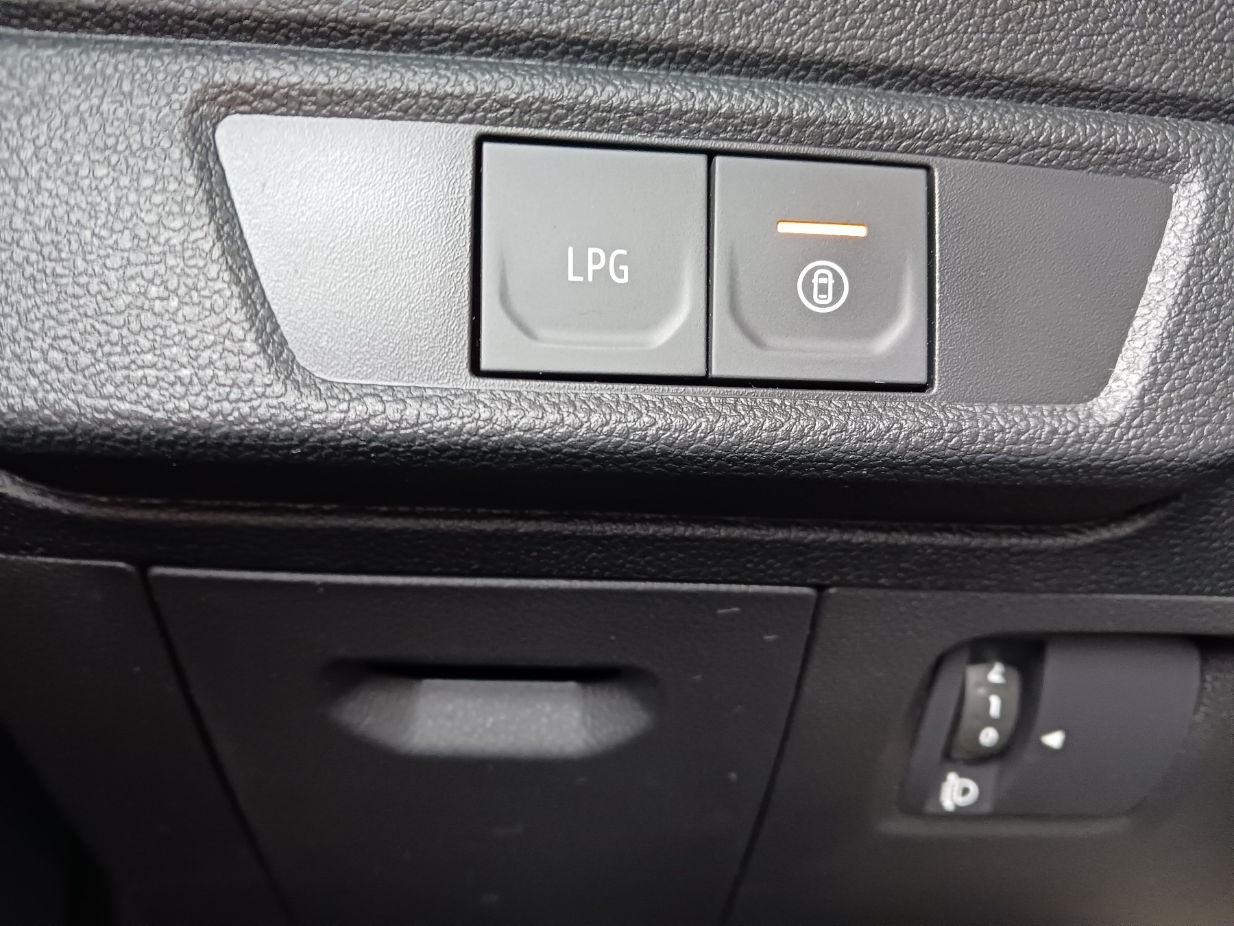 Dacia Sandero – Bild 15