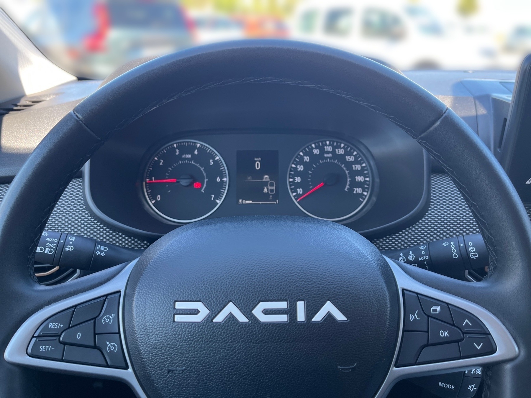 Dacia Sandero – Bild 8