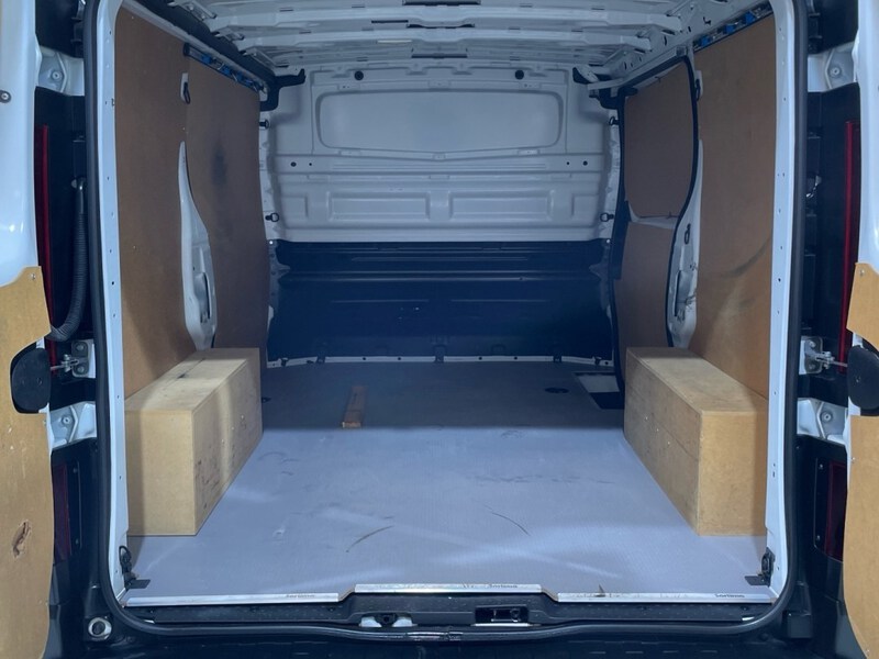 Renault Trafic Furgón