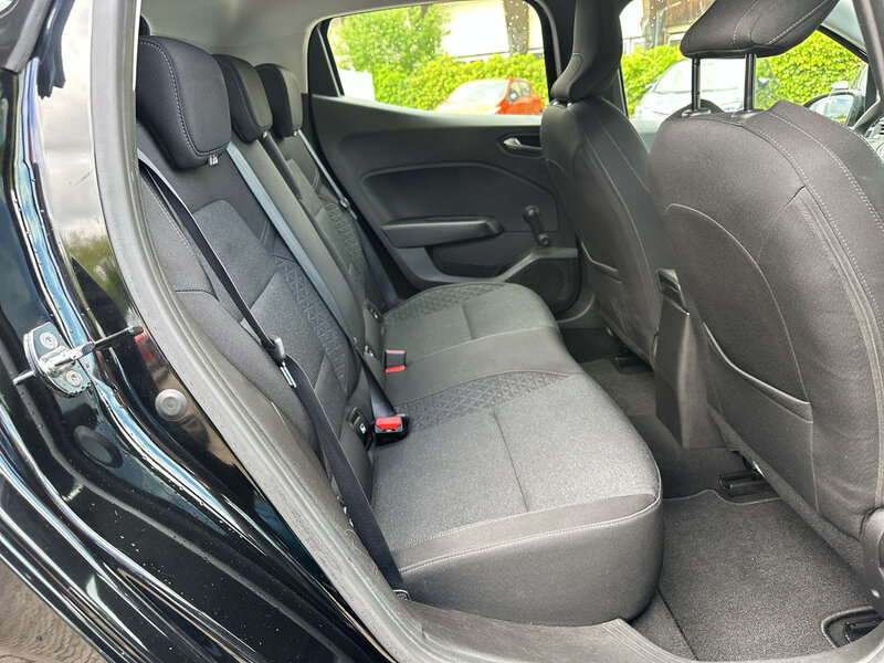 Fahrzeugabbildung Clio Scheckheft PDC hi Bild 12 von 20