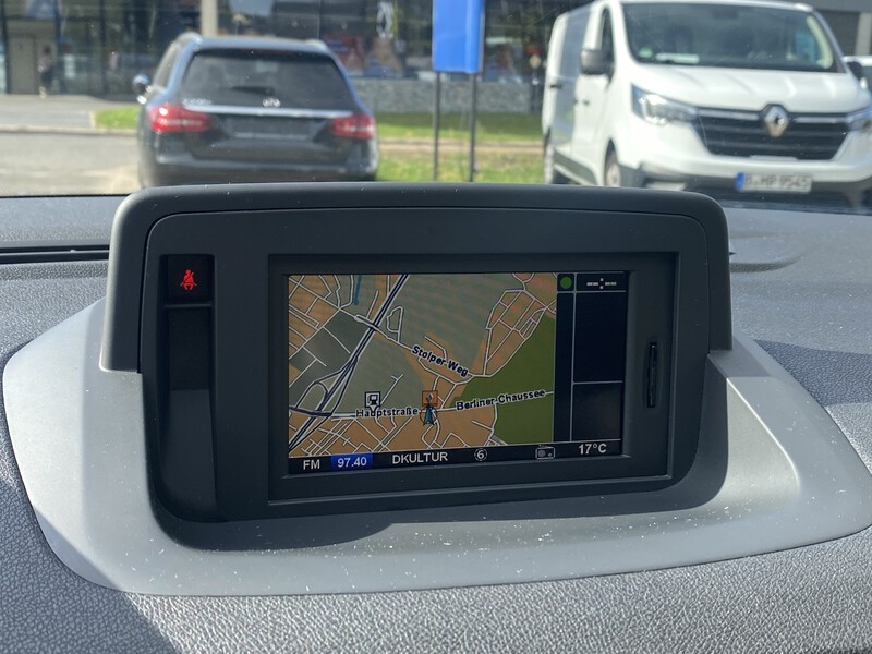 Fahrzeugabbildung Megane III Bose Edition TCe Bild 14 von 18
