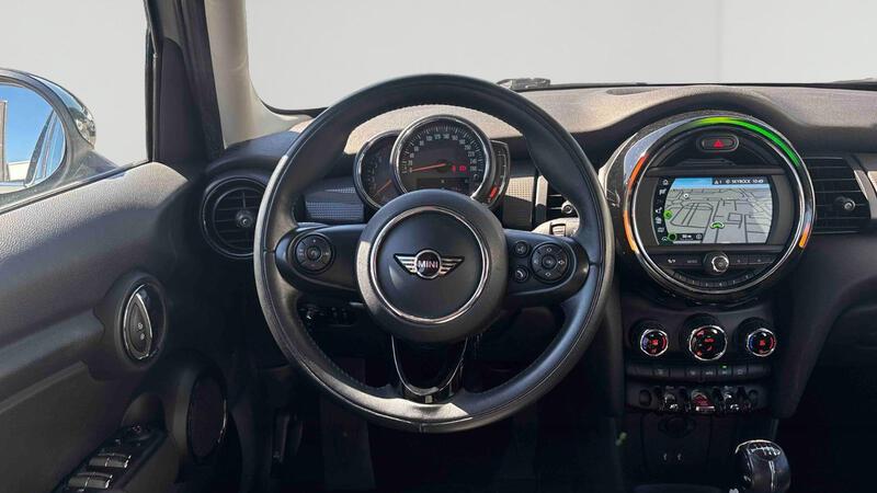 Mini F55 LCI