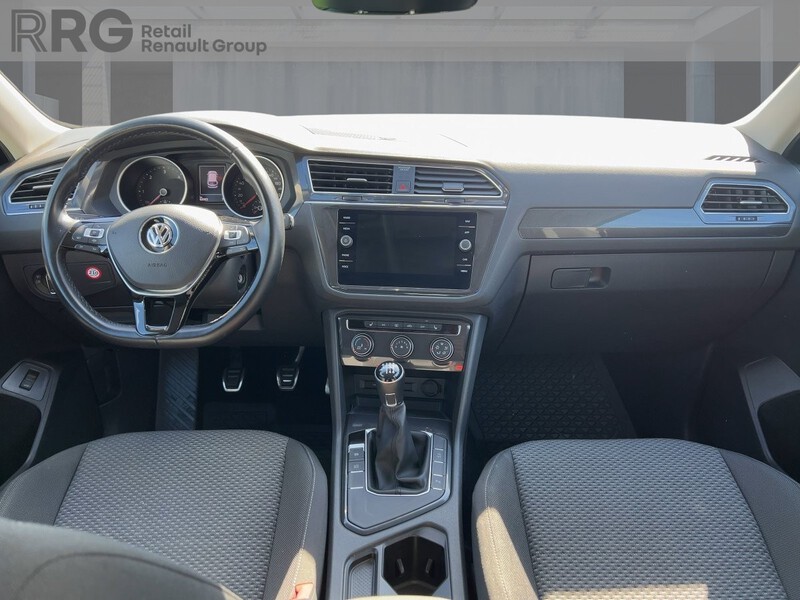 Fahrzeugabbildung Tiguan Allspace R-Line BlackStyle Bild 10 von 24