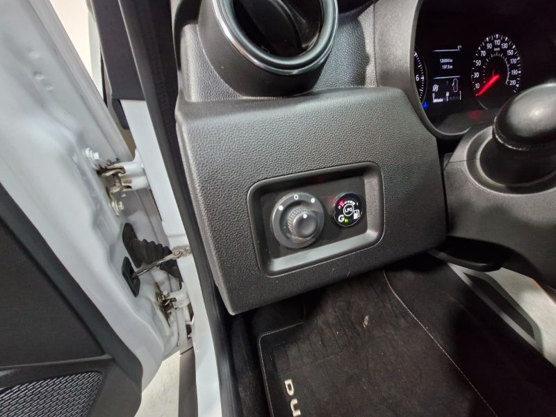 DACIA Duster 2021 — imagine 61