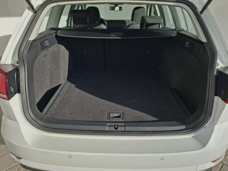 VOLKSWAGEN Golf 0 — imagine 33
