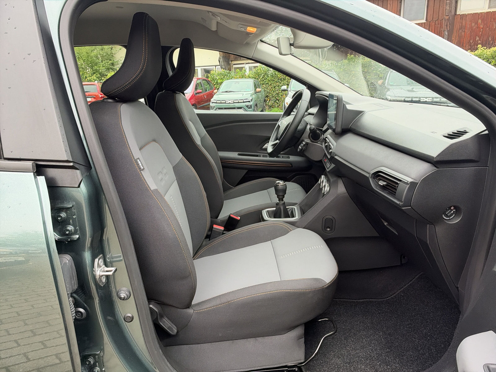 Dacia Sandero – Bild 11