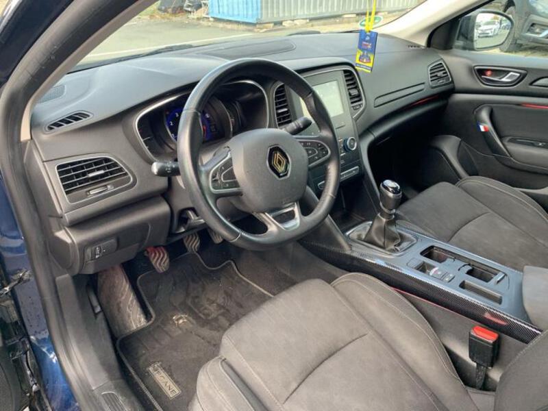 Fahrzeugabbildung Megane Limited Bild 8 von 15