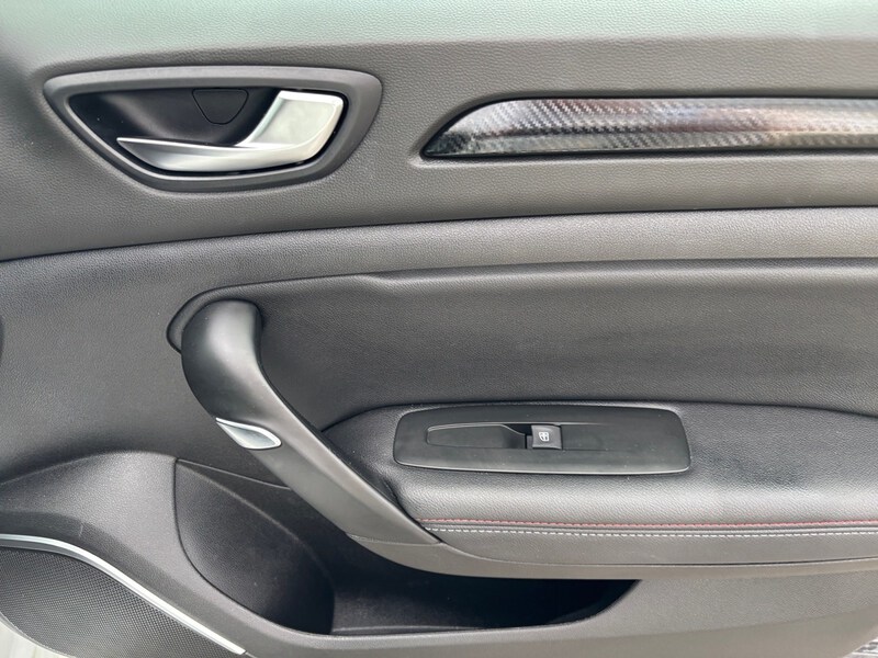 Fahrzeugabbildung Megane Navi-PDC-Kamera Bild 17 von 17