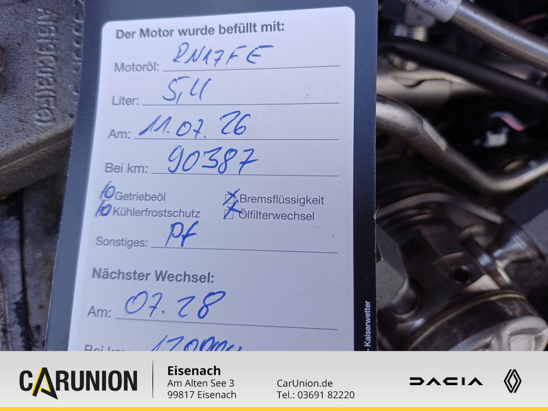 Fahrzeugabbildung Captur TECHNO TCe 160 EDC Bild 20 von 20