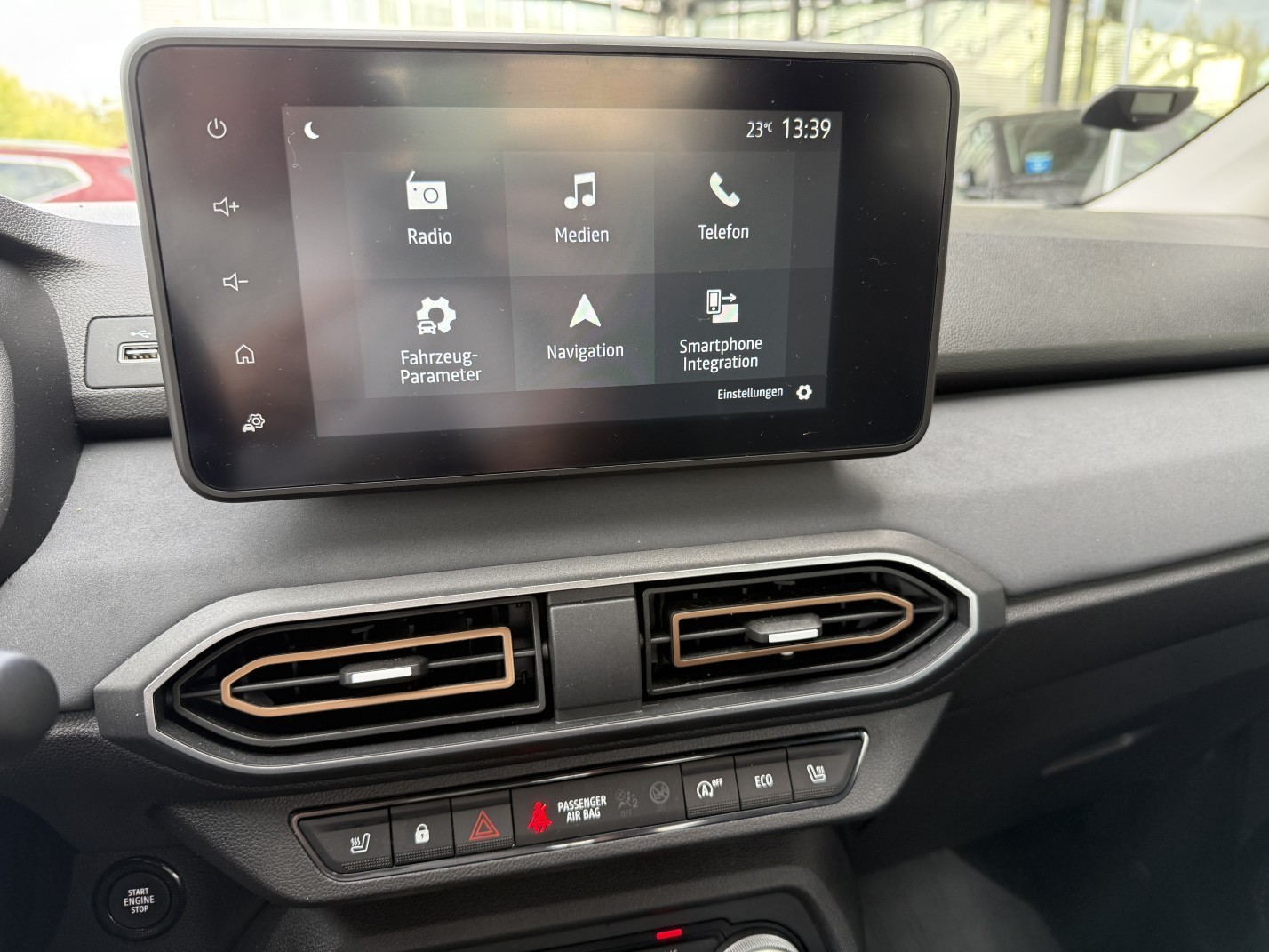 Dacia Sandero – Bild 11