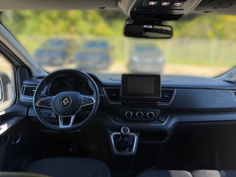 Fahrzeugabbildung Trafic Lkw Komfort L1H1 3,0t Blue dCi 170 Bild 10 von 14
