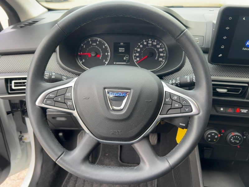 Fahrzeugabbildung Sandero Comfort TCe 90 (MY2021)+CARPLAY+KLIMA+LED+TEMPO+ Bild 9 von 15