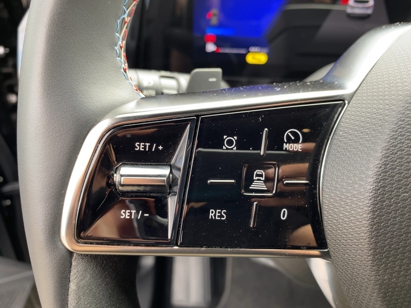 Fahrzeugabbildung Austral Techno Esprit Alpine E-Tech Full Hybrid 200 Bild 16 von 20