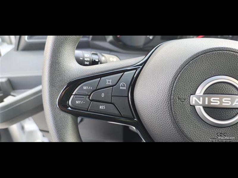 Nissan Interstar