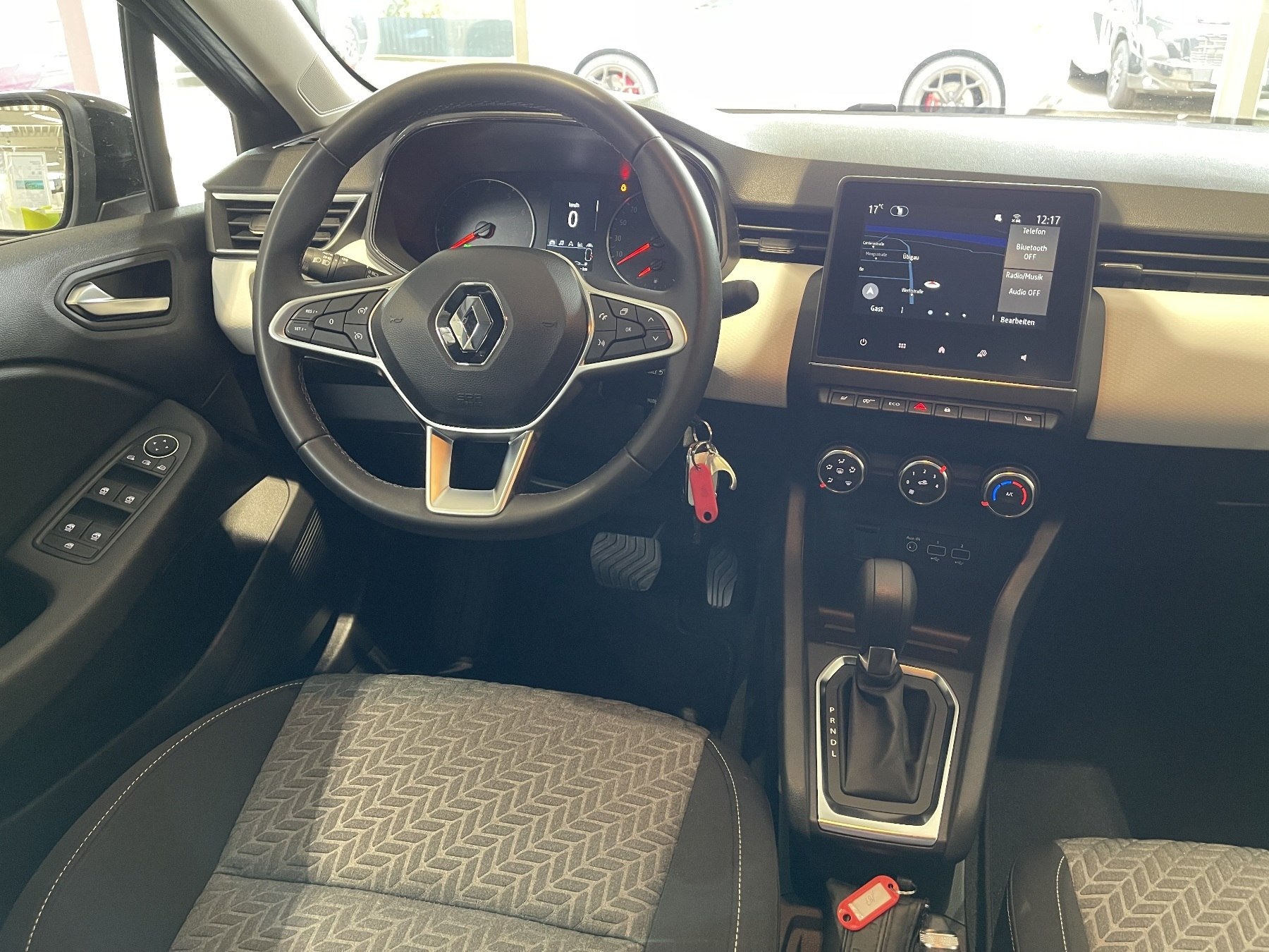 Renault Clio – Bild 14