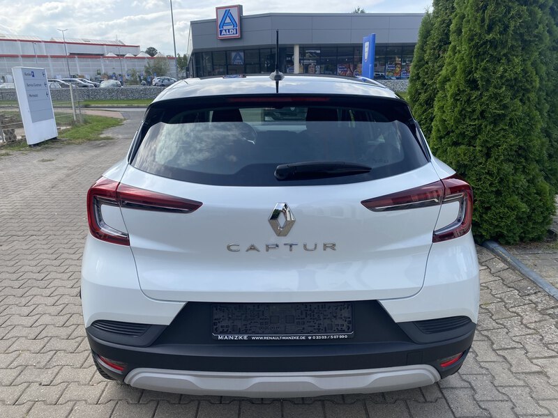 Fahrzeugabbildung Captur EQUILIBRE TCe 140 Bild 5 von 18