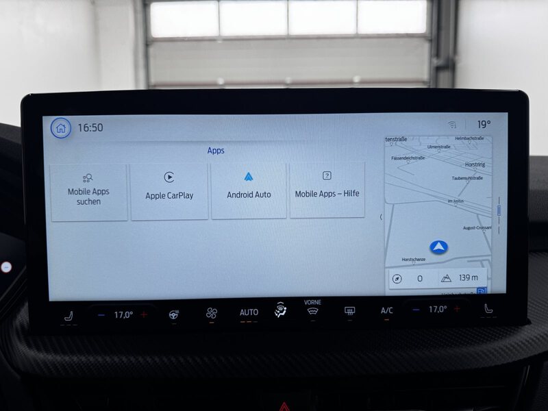Fahrzeugabbildung Kuga 1.5 EcoBoost ST-Line Allwetterreifen Bild 31 von 40