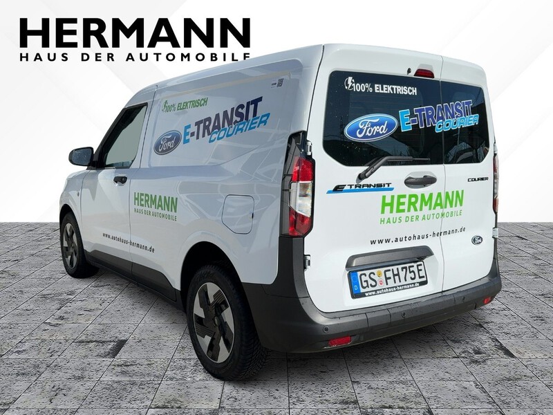 Ford Transit Courier