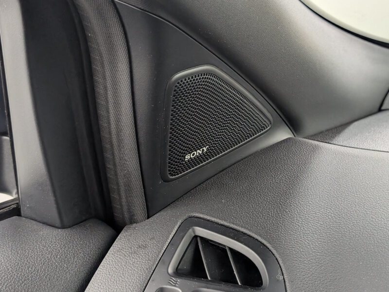 Fahrzeugabbildung Kuga 1.5 EcoBoost ST-Line Sony Keyfree Bild 41 von 44