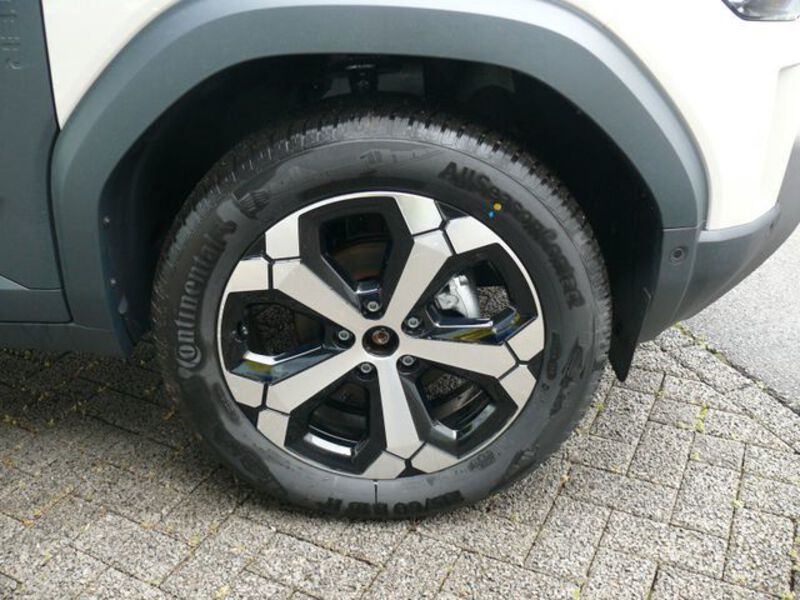Fahrzeugabbildung Duster DUSTER Journey mild hybrid 1 Bild 16 von 30