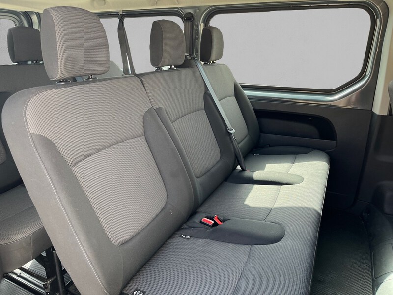 Renault Trafic Combi