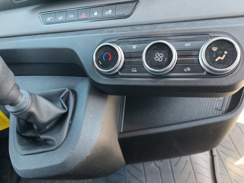 Fahrzeugabbildung Master i 150 Euro6e Bild 16 von 18
