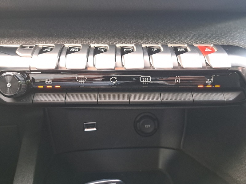 Fahrzeugabbildung 3008 1.6 THP 165 Allure GT*NAVI*KAM*SHZ* Bild 14 von 15