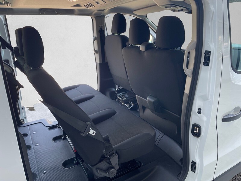 Renault Trafic Combi