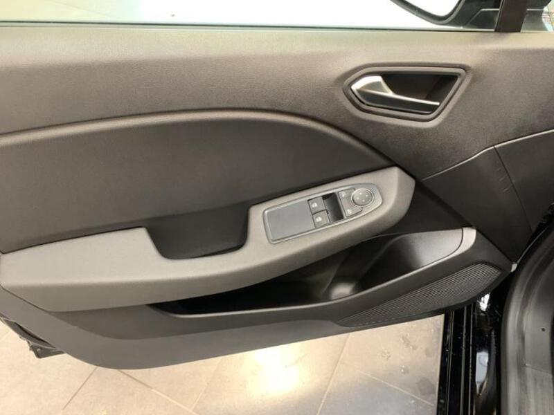 Fahrzeugabbildung Clio Business Edition Bild 15 von 15
