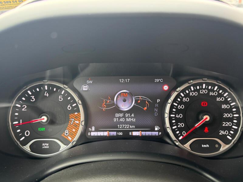Fahrzeugabbildung Renegade CARPLAY*ACC*SHZ Bild 12 von 17