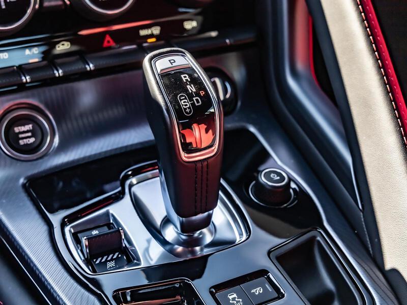 Fahrzeugabbildung F-Type NAVI PDC LED Bild 14 von 20