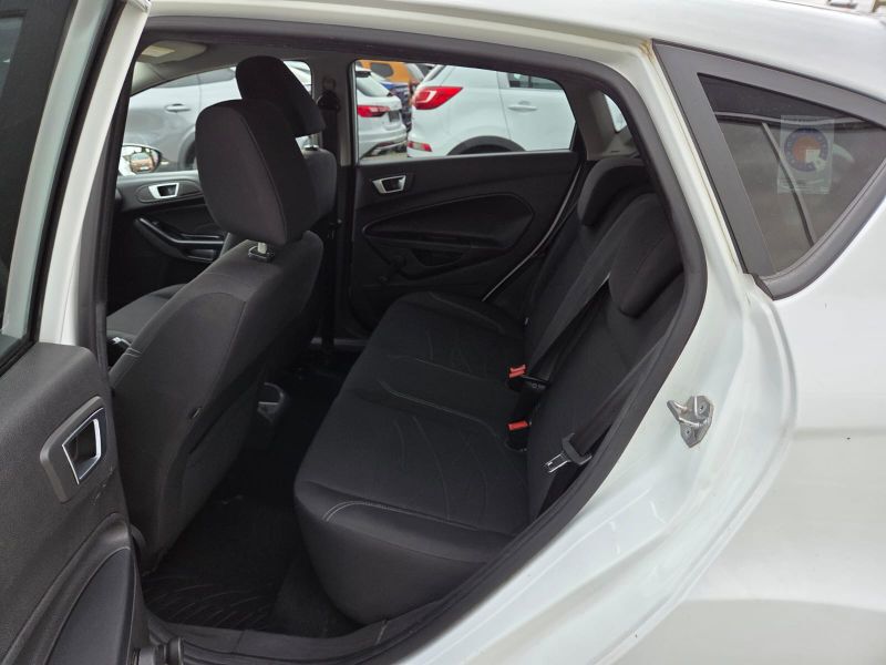 FORD Fiesta 2014 — imagine 48