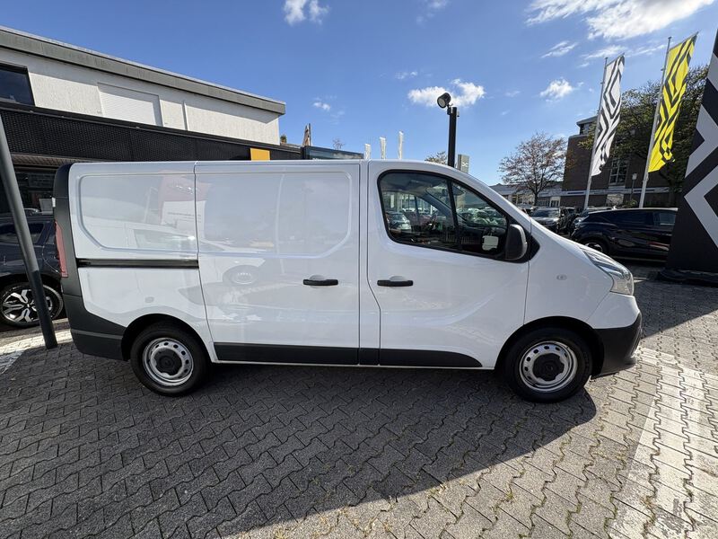 Fahrzeugabbildung Trafic 2,0 dCi 120 dCi ENERGY L1H1 2,8t Komfort Bild 3 von 17