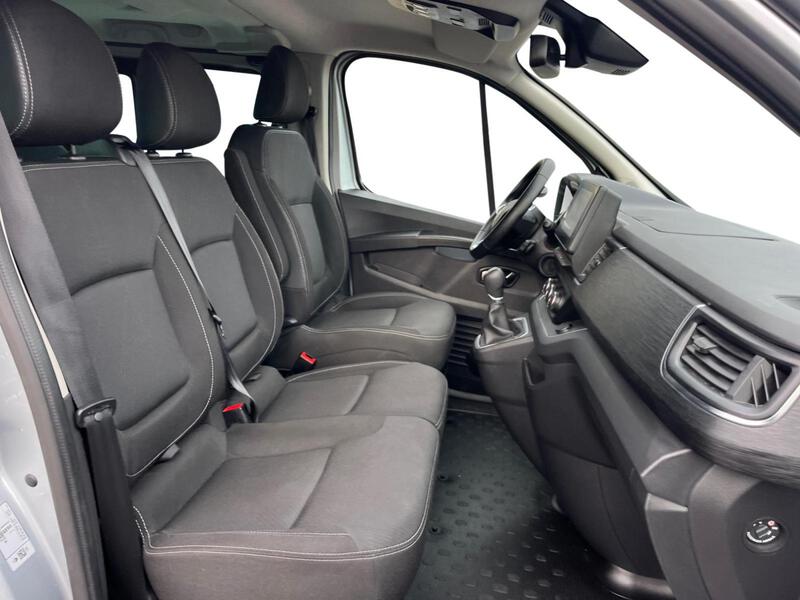 Renault Trafic Combi