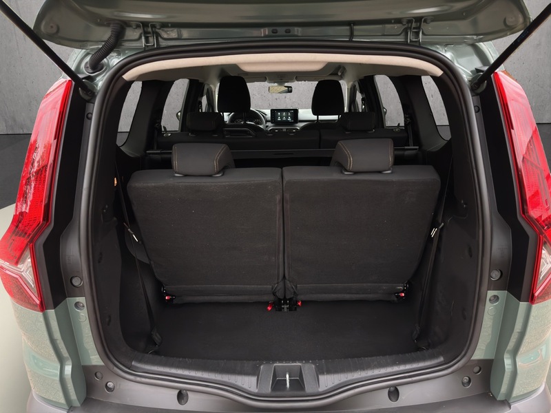 Fahrzeugabbildung Jogger Extreme+ Tce 100 LPG 7-Sitzer Bild 15 von 15