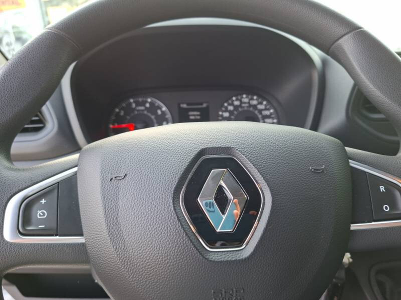 Renault Master III