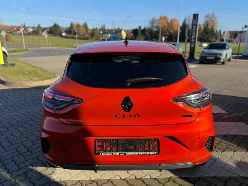 Fahrzeugabbildung Clio *BOSE* Bild 5 von 12