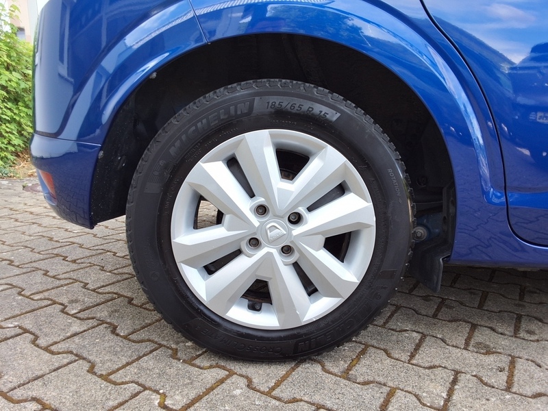 Fahrzeugabbildung Sandero Comfort Bild 6 von 14