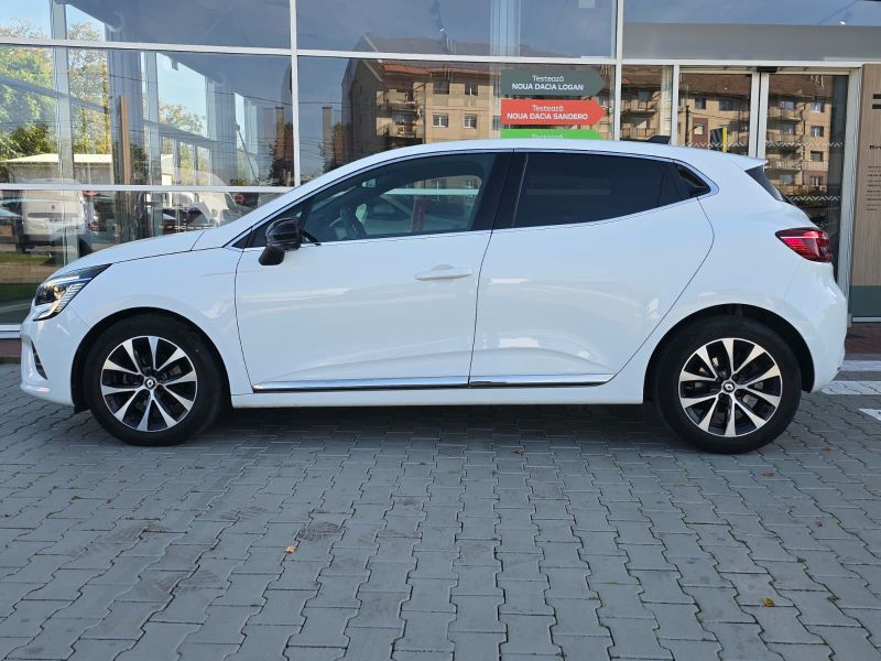 RENAULT Clio 2023 — imagine 36